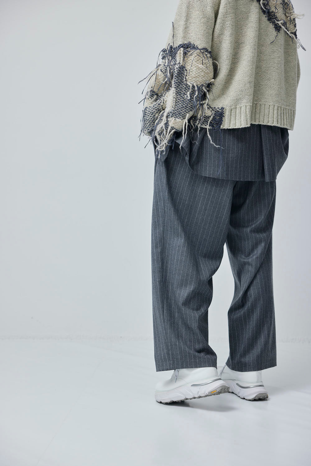 LB23AW-PT05-GST | ストライプウールサージポケットタックワイドパンツ | GRAY STRIPE
