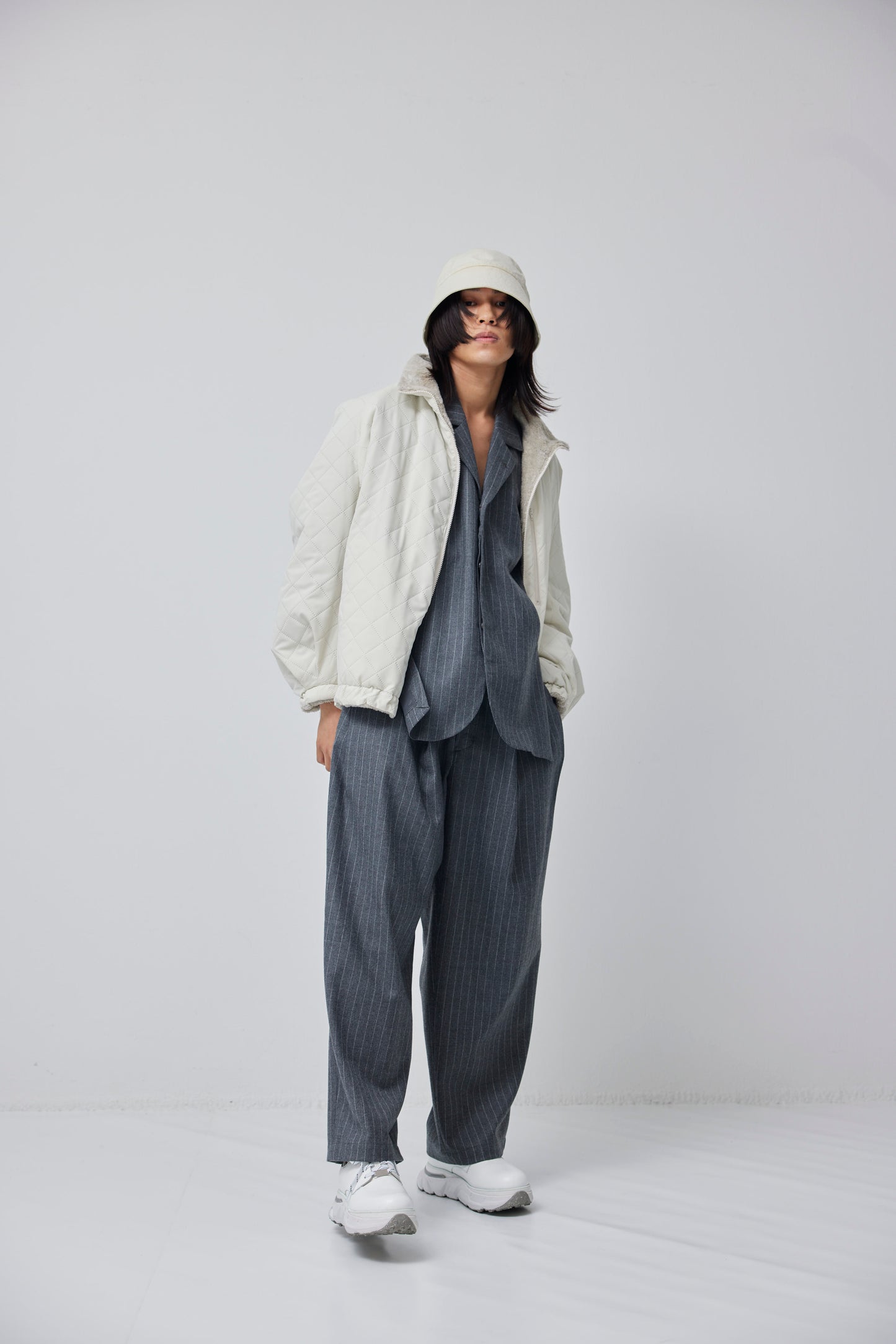 LB23AW-BL03-PSK | ピンソニックリバーシブルパッディングブルゾン | IVORY