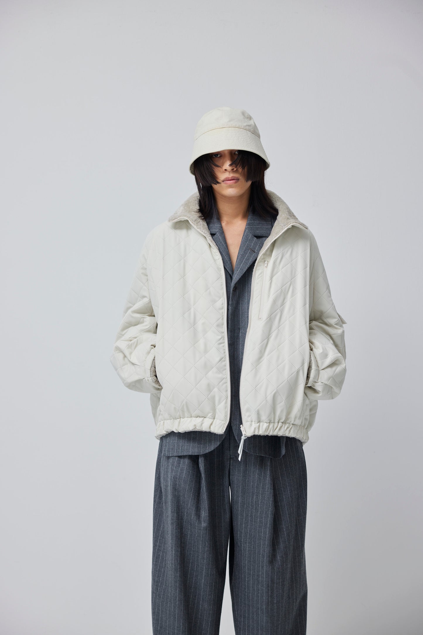 LB23AW-BL03-PSK | ピンソニックリバーシブルパッディングブルゾン | IVORY
