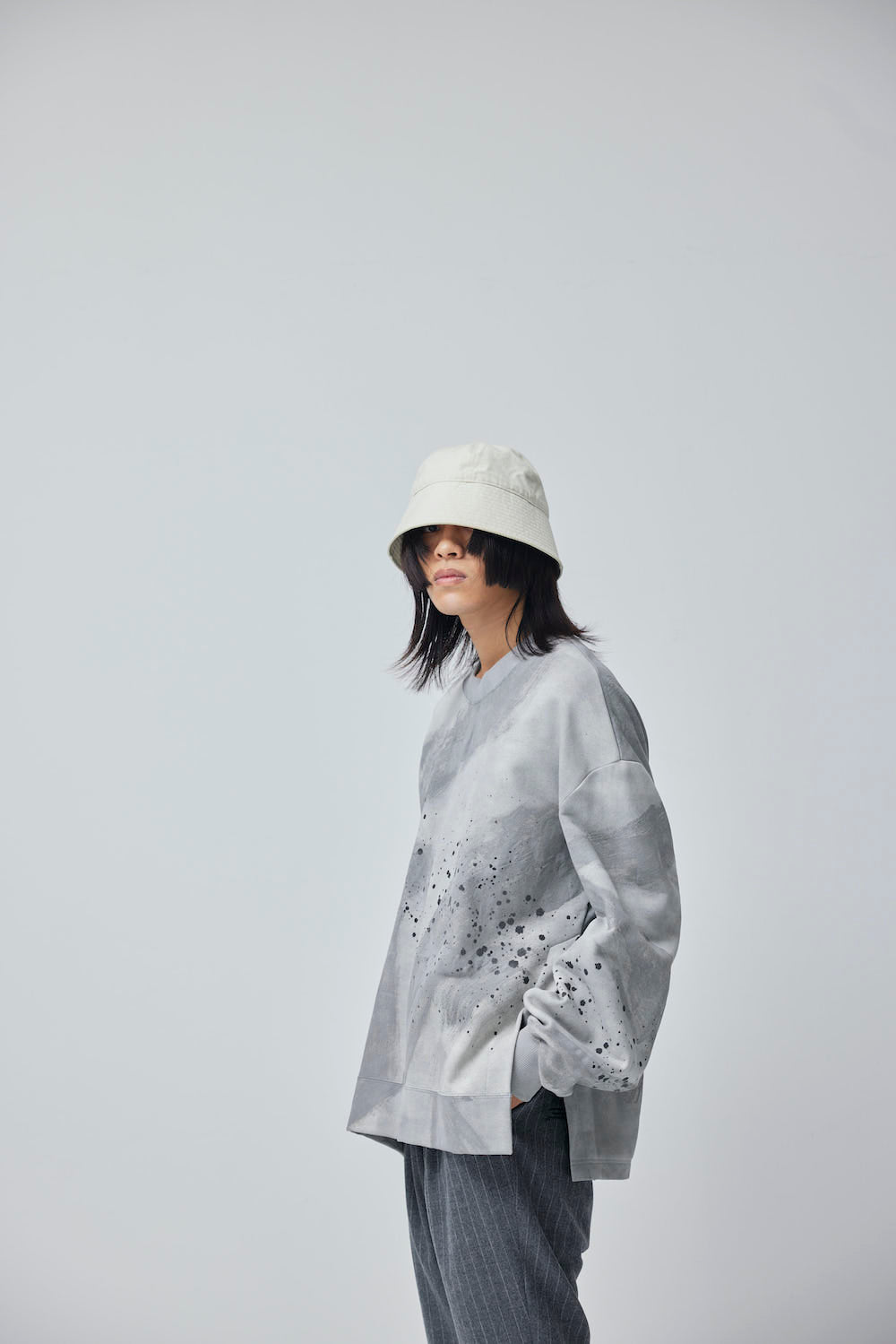 LB23AW-PO04-STC | 3D 石膏风格颜料套头衫 | CONCRETE
