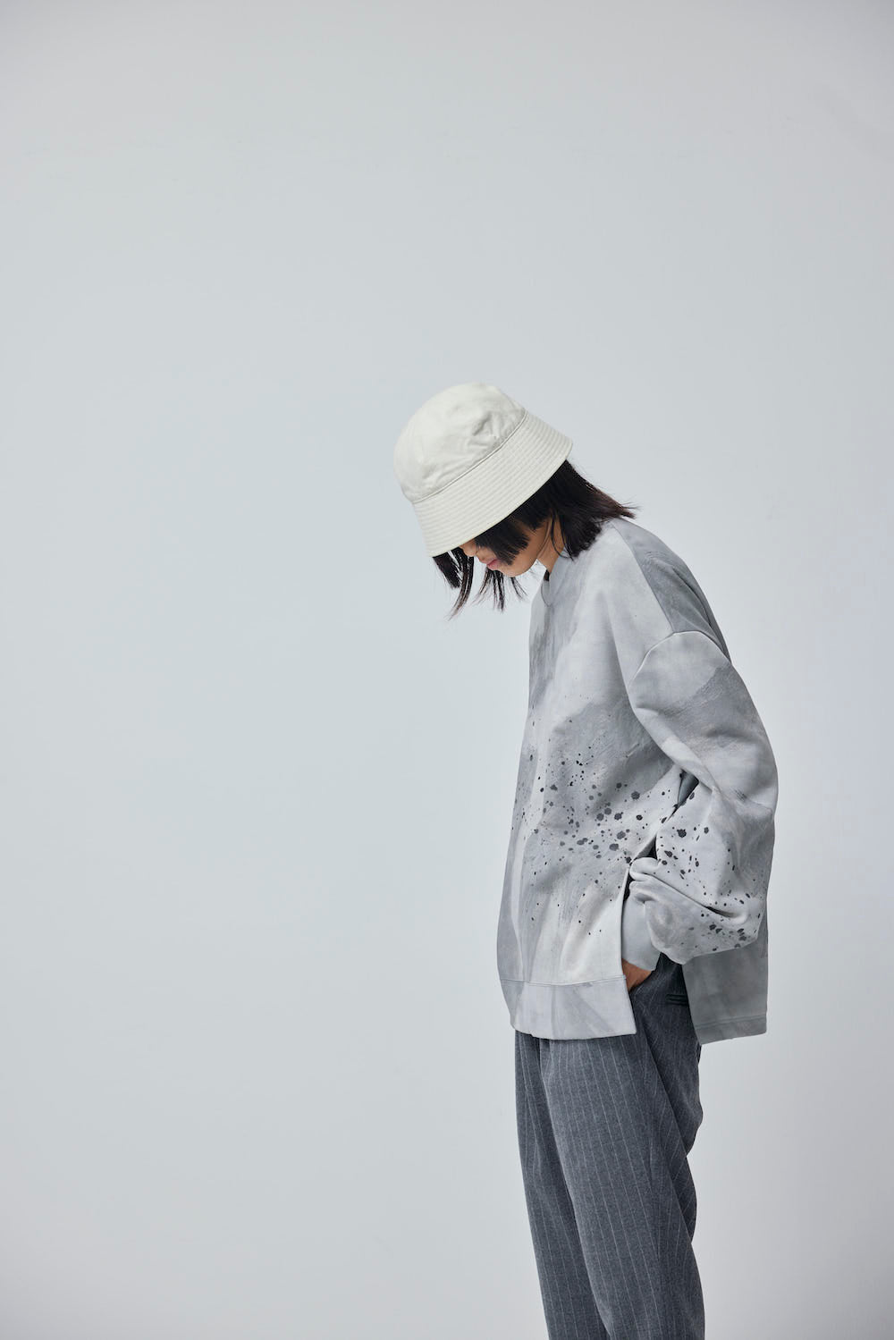 LB23AW-PO04-STC | 3D 石膏风格颜料套头衫 | CONCRETE