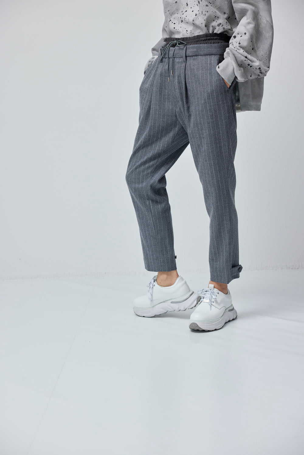 LB23AW-PT01-GST | ダブルウエストジョッパートラウザー | GRAY STRIPE