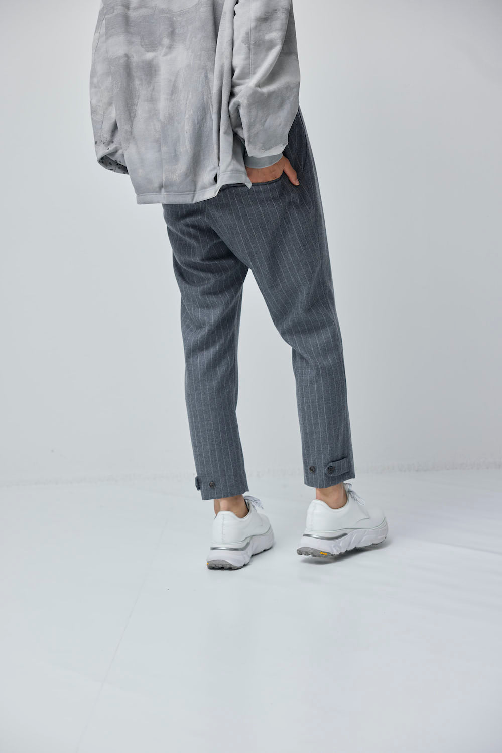 LB23AW-PT01-GST | ダブルウエストジョッパートラウザー | GRAY STRIPE