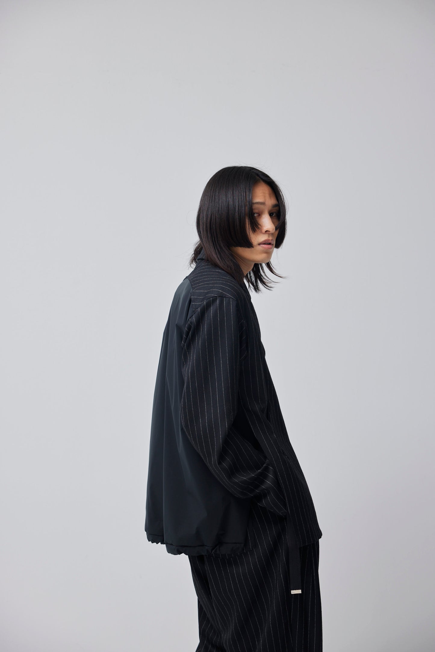 LB23AW-JK01-GST | バックパッディングホリデイジャケット | BLACK STRIPE