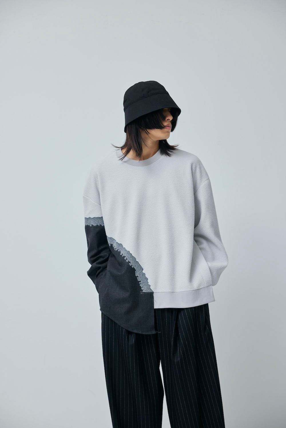 LB23AW-PO01-NDP-PL | ニードルパンチドッキングプルオーバー | IRON×PLASTER