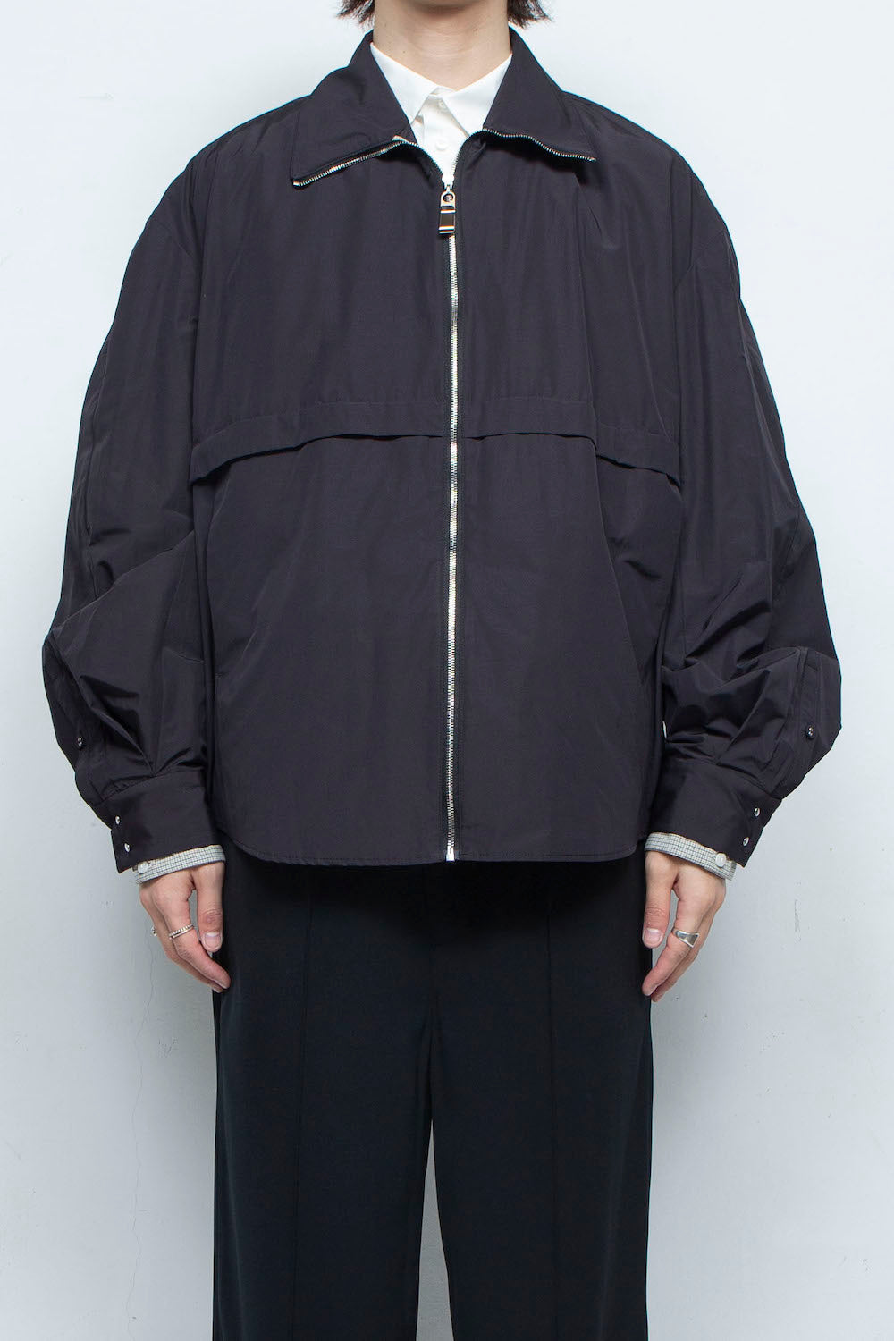 LB24SS-SHBL01-TFT | Powder Touch Taffeta Track Shirt Jacket | BLACK