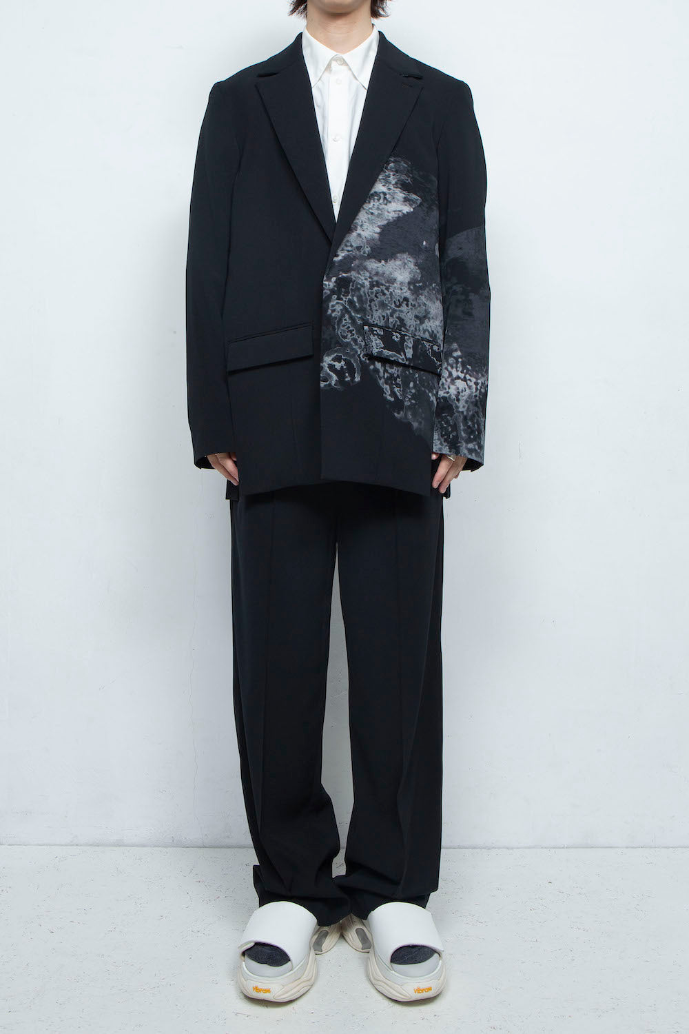 LB24SS-JK06-SLV-SRK | Art motif 2B tailored single jacket | BLACK