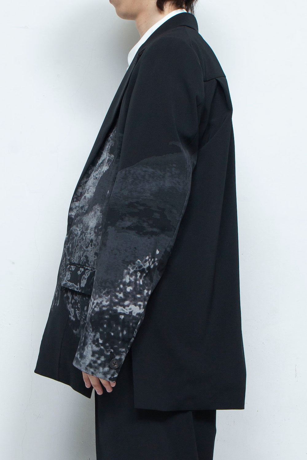 LB24SS-JK06-SLV-SRK | Art motif 2B tailored single jacket | BLACK
