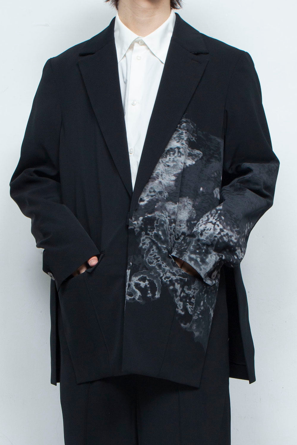 LB24SS-JK06-SLV-SRK | Art motif 2B tailored single jacket | BLACK