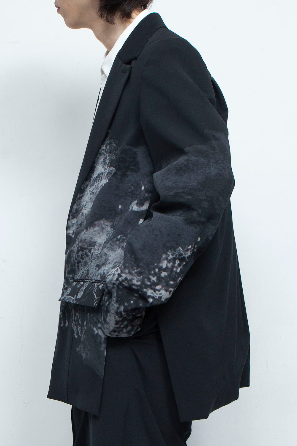 LB24SS-JK06-SLV-SRK | Art motif 2B tailored single jacket | BLACK