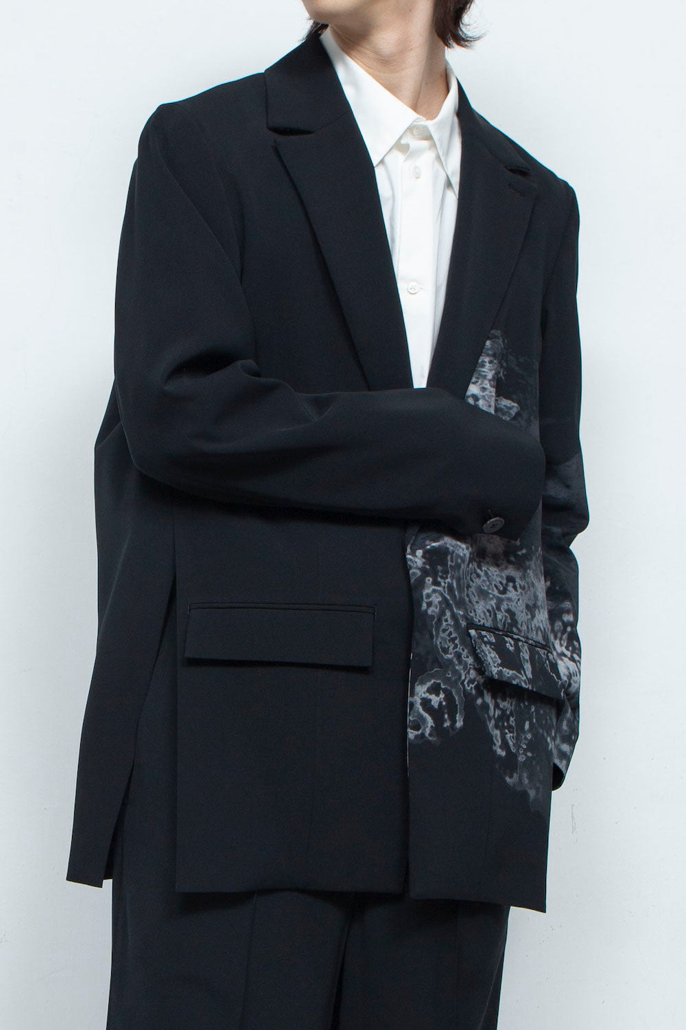 LB24SS-JK06-SLV-SRK | Art motif 2B tailored single jacket | BLACK