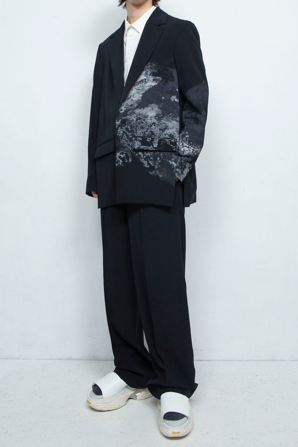 LB24SS-JK06-SLV-SRK | Art motif 2B tailored single jacket | BLACK