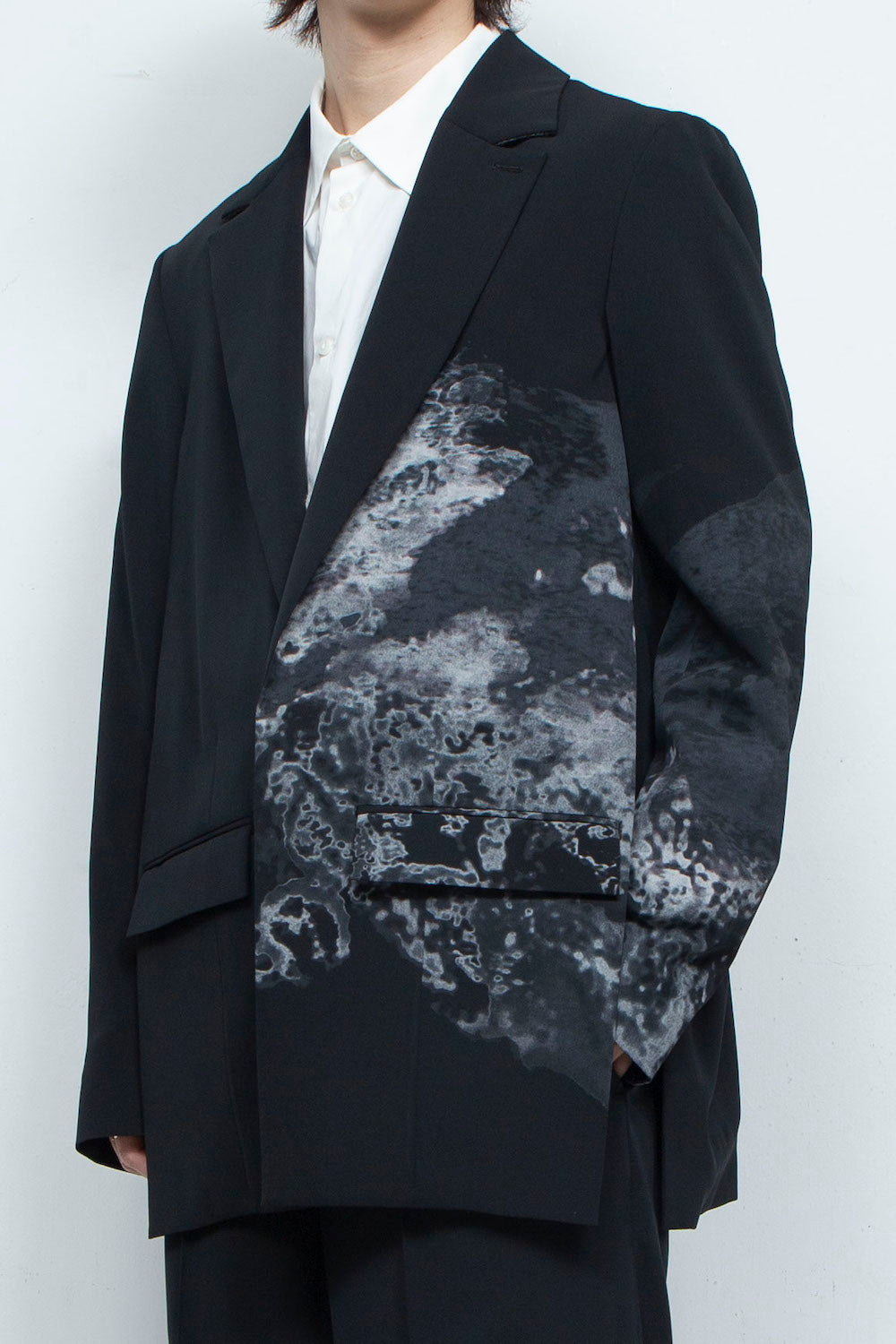 LB24SS-JK06-SLV-SRK | Art motif 2B tailored single jacket | BLACK