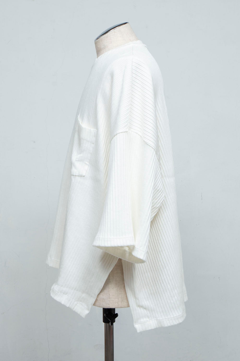 LB24SS-TE09-CPR-PL | 褶皱罗纹针织侧开衩 T 恤 | OFF WHITE