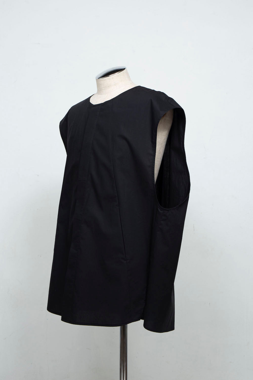 *Limited Edition* LB24SS-KNPS01-TRA-TE | Thread Intarsia Summer Knit Crew Neck | BLACK