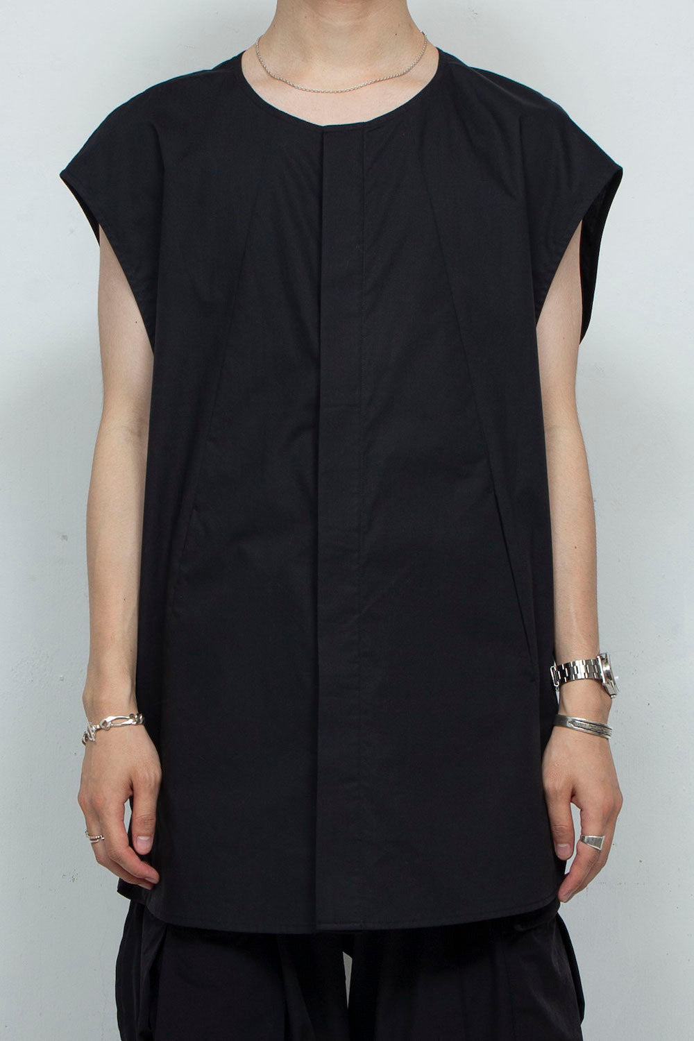 *Limited Edition* LB24SS-KNPS01-TRA-TE | Thread Intarsia Summer Knit Crew Neck | BLACK