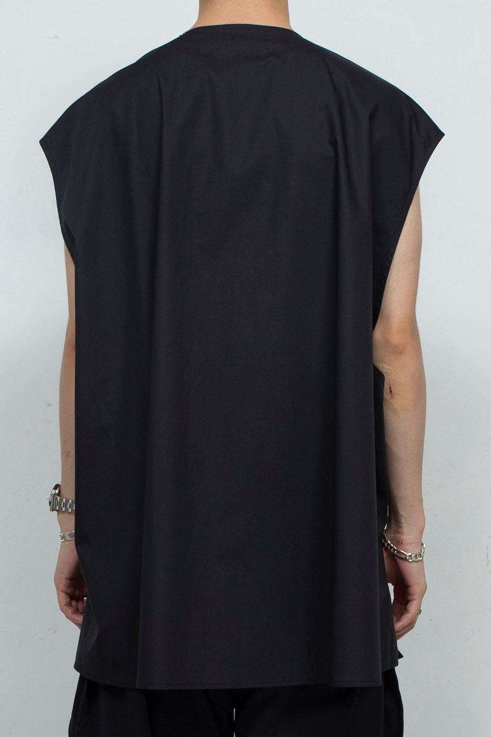 *Limited Edition* LB24SS-KNPS01-TRA-TE | Thread Intarsia Summer Knit Crew Neck | BLACK