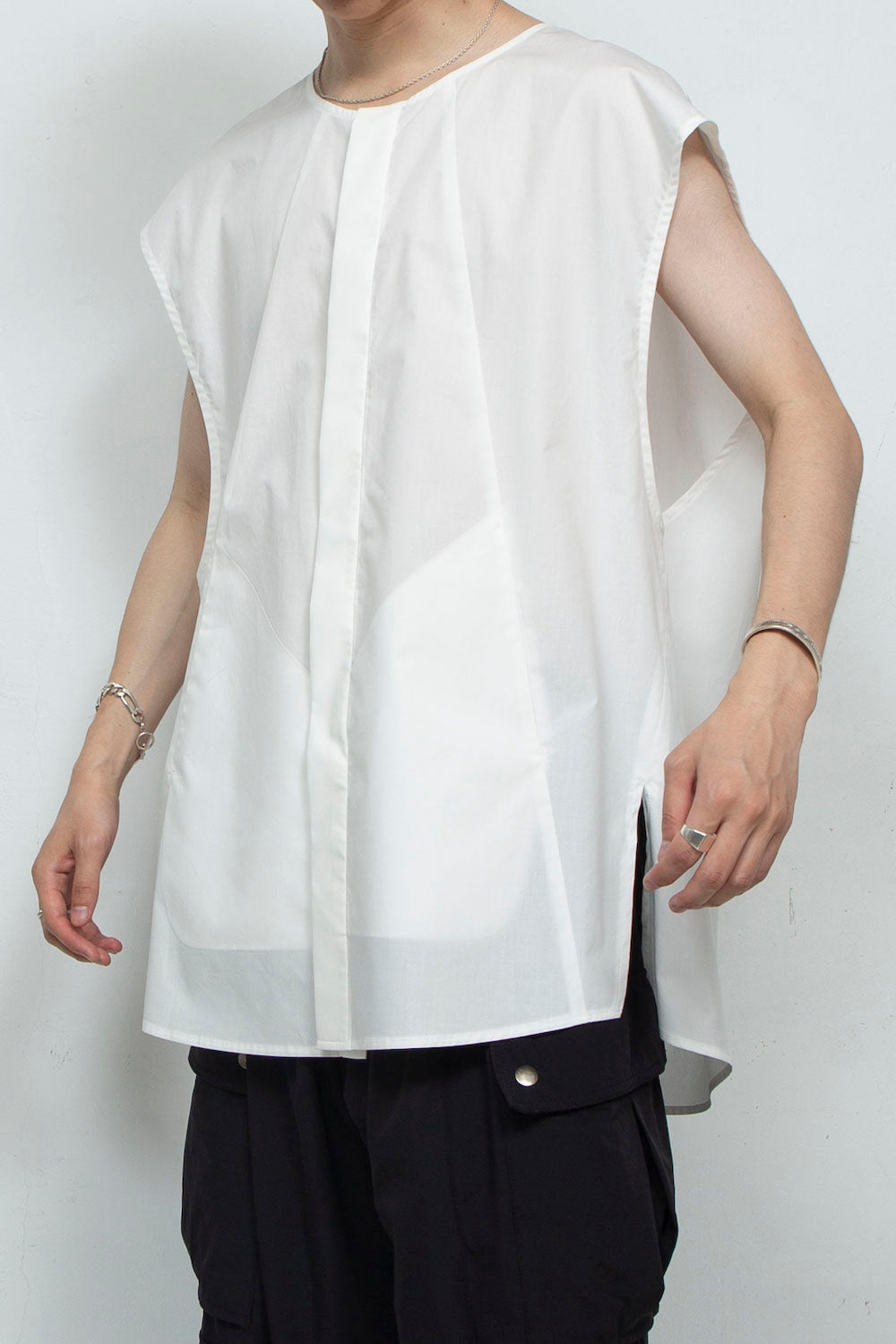 〈再入荷〉LBLM-ESSH01 | ノースリーブインナーブラウス | WHITE