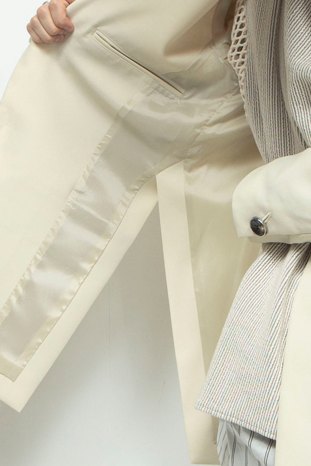 LB24AW-JK06-ADK | サイドベントテーラードジャケット | IVORY
