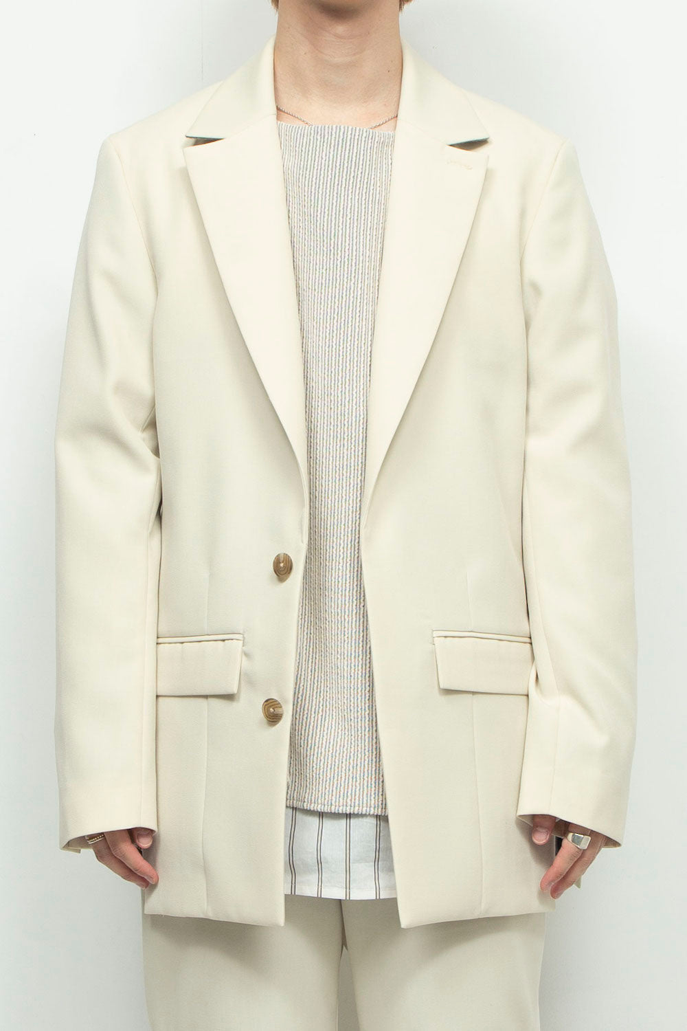 LB24AW-JK06-ADK | サイドベントテーラードジャケット | IVORY