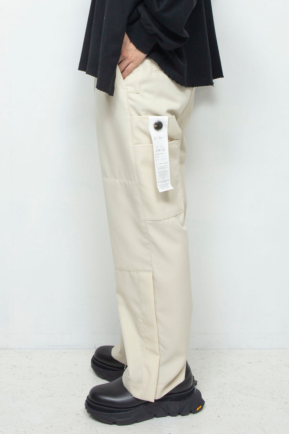 LB24AW-PT07-ADK | サイドジップペインタートラウザー | IVORY