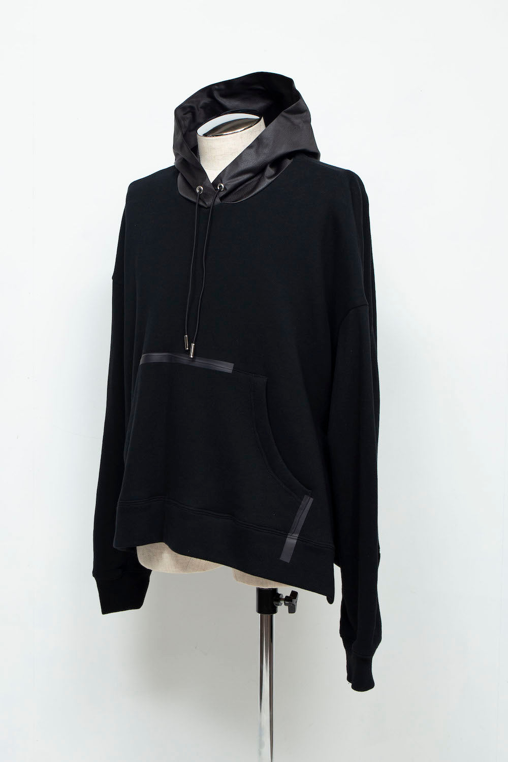 LB24AW-PK01-YGEMB | 贴胶辅助组合连帽衫 |