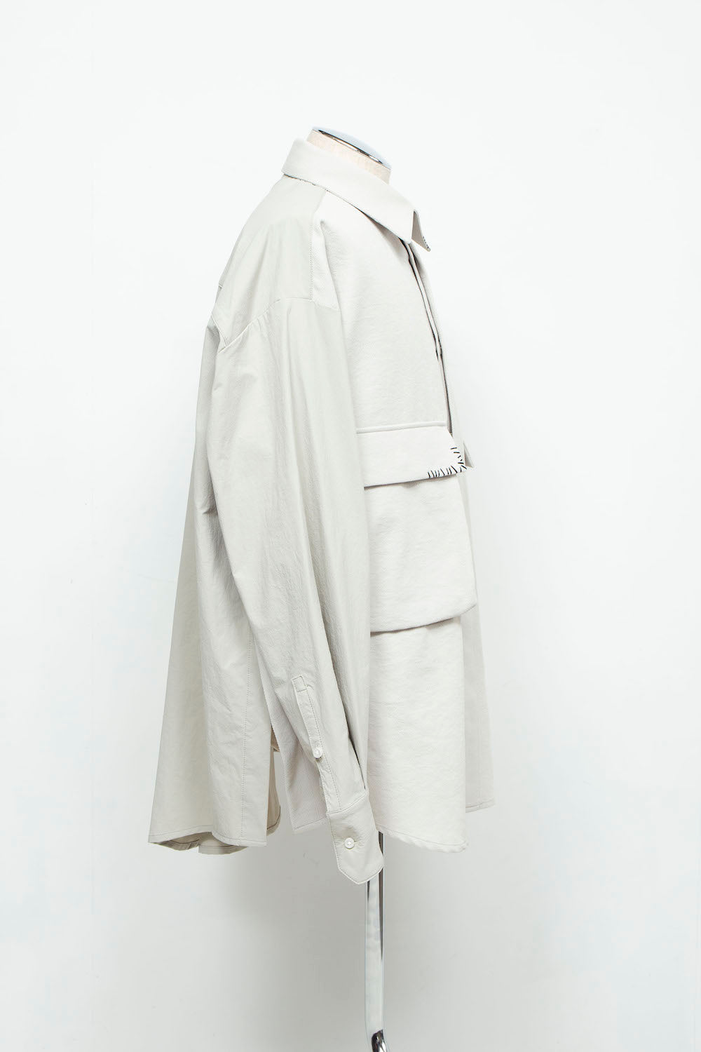 LB24AW-SH07-PAK-NBG | 手工缝制 CPO 衬衫夹克 | 霜白色