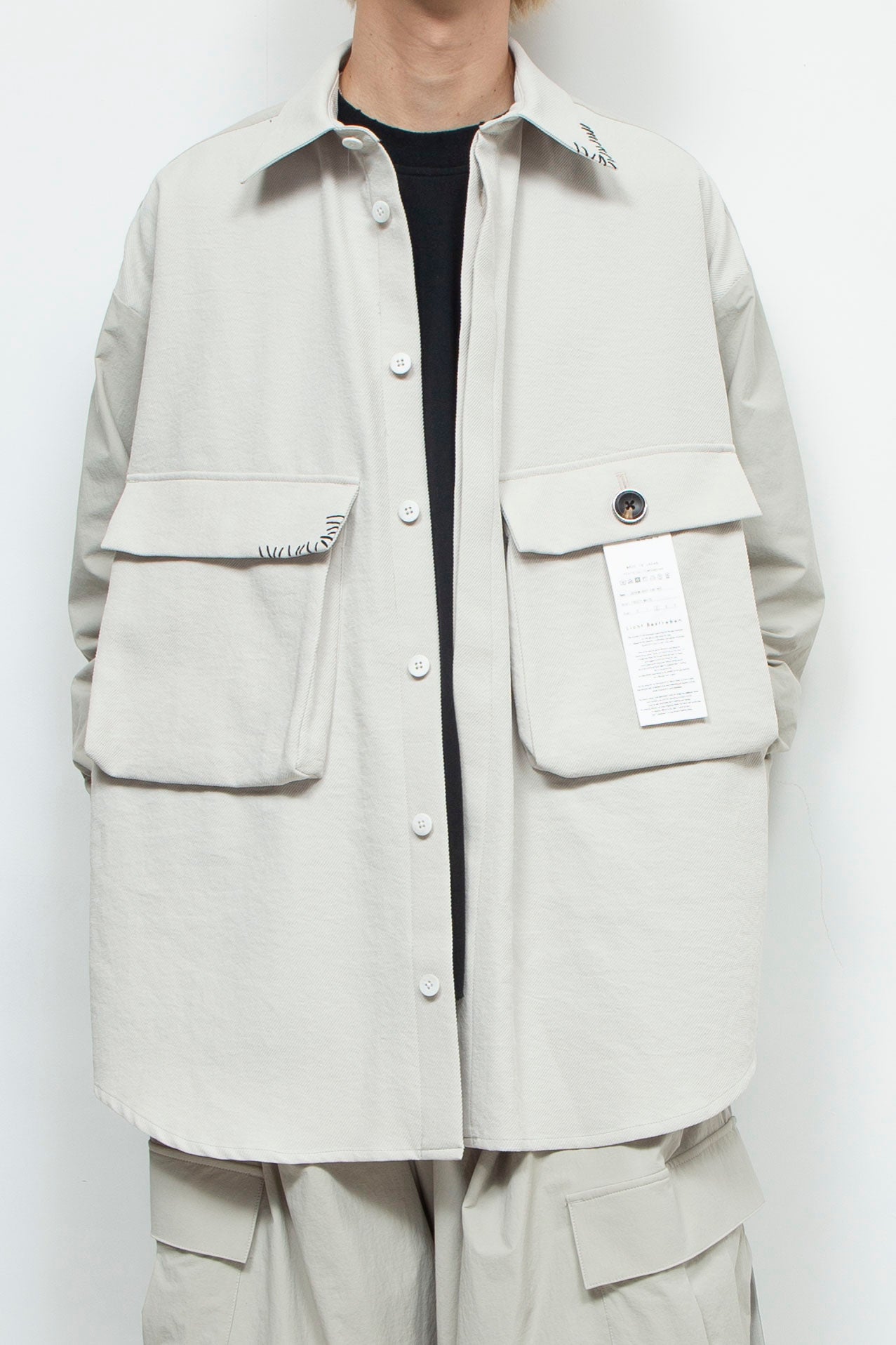 LB24AW-SH07-PAK-NBG | 手工缝制 CPO 衬衫夹克 | 霜白色