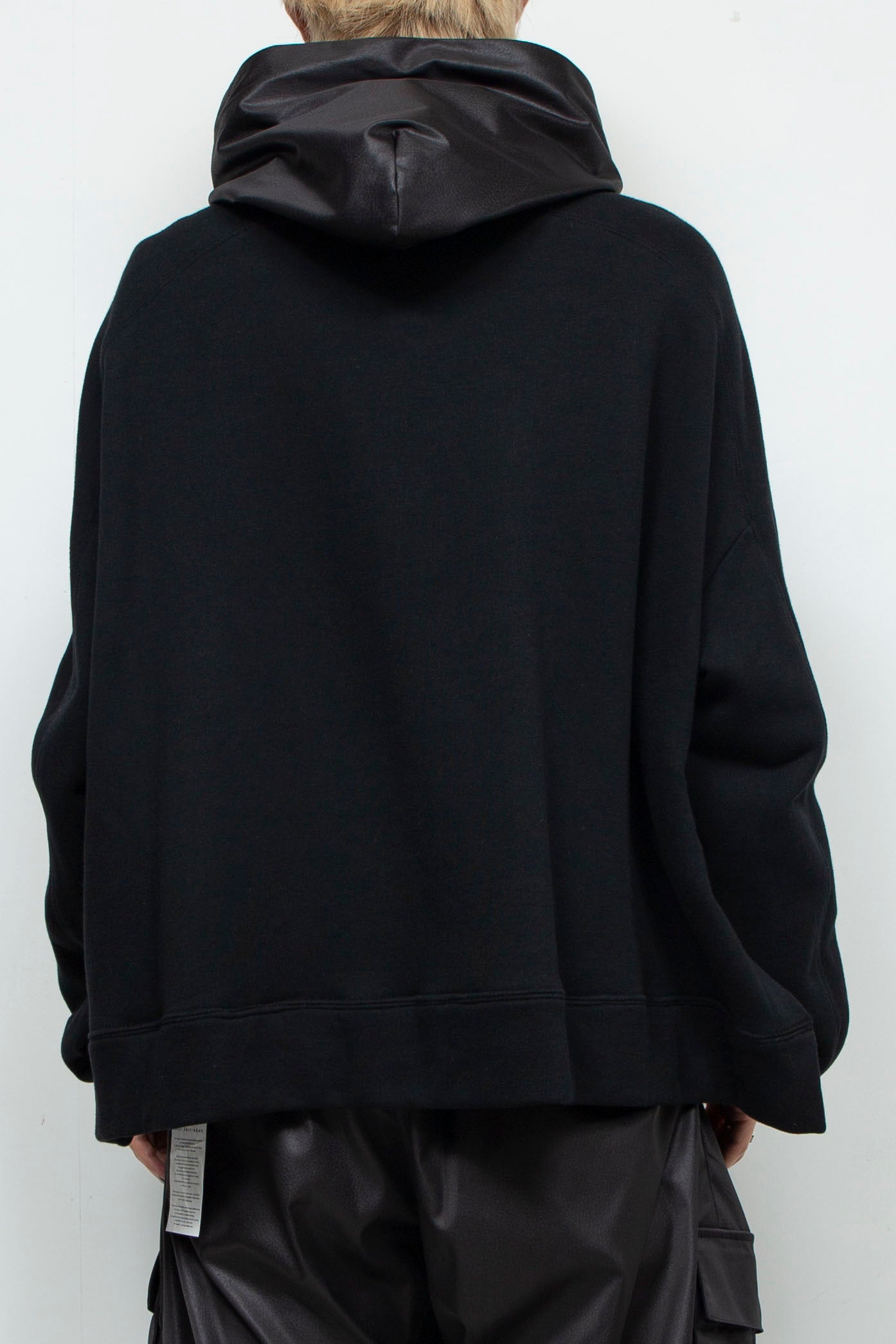 LB24AW-PK01-YGEMB | 贴胶辅助组合连帽衫 |