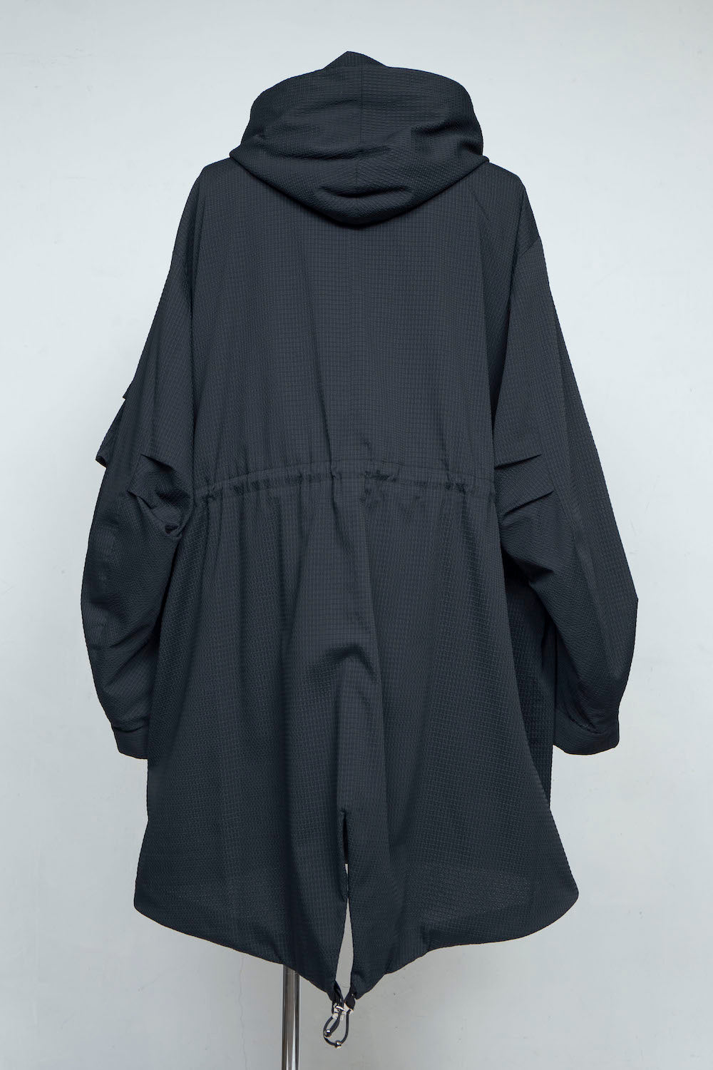 LB25SS-FC01-DTA | 'TORAY' Dot Air®︎ フィッシュテールスプリングコート | BLACK