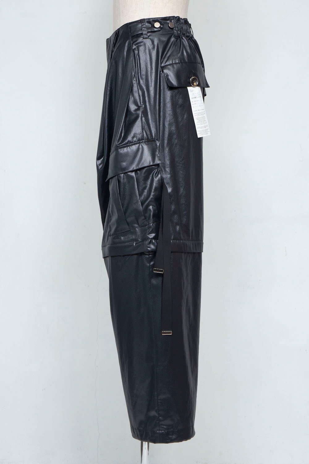 LB25SS-PT05-FFL | FAKE-FAKE LEATHER Ⅱ デタッチャブルカーゴパンツ | BLACK