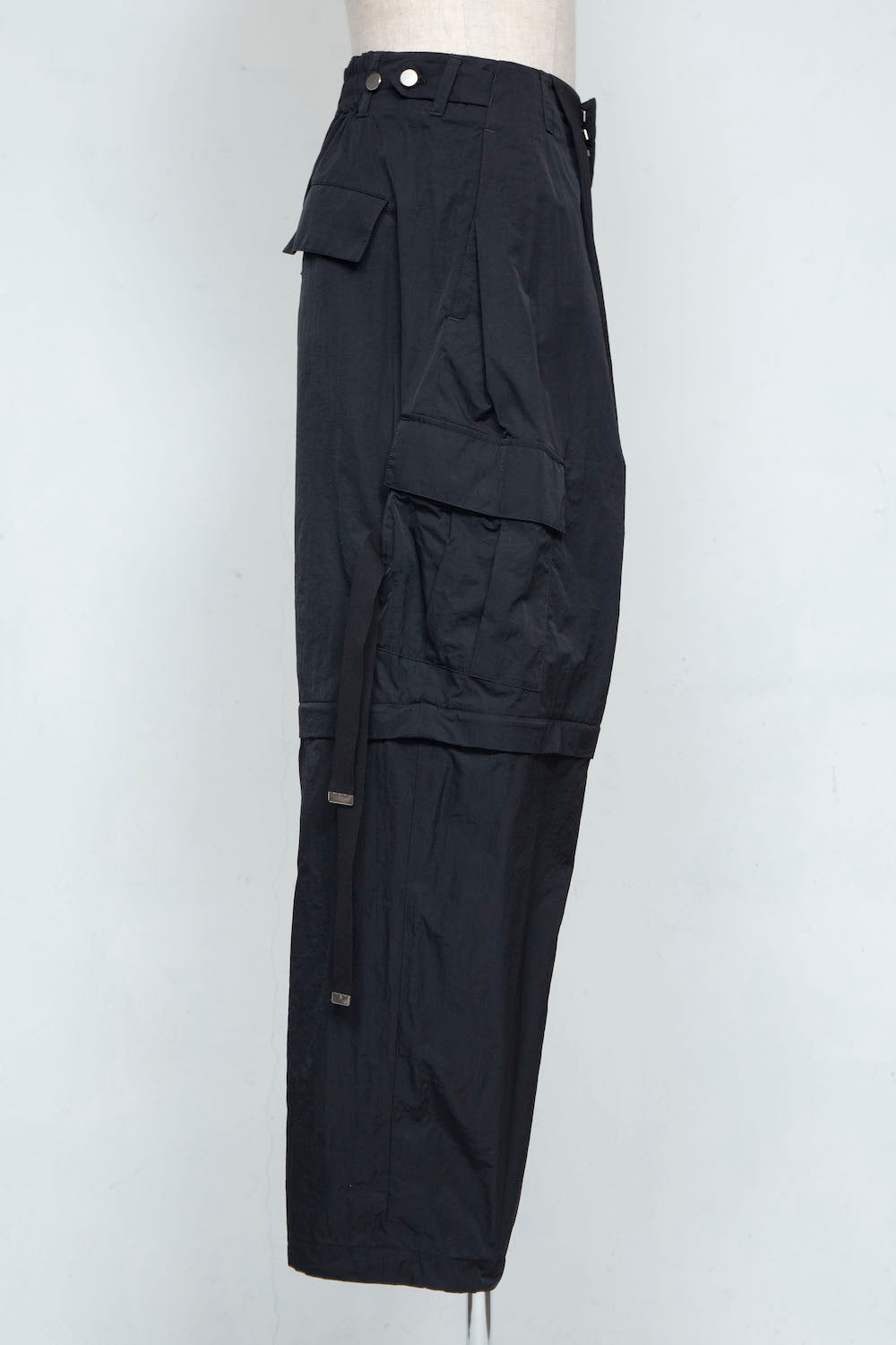 *Limited Fabric* LB25SS-PT05-HCVN | VINTAGE NYLON DETACHABLE CARGO PANTS | BLACK