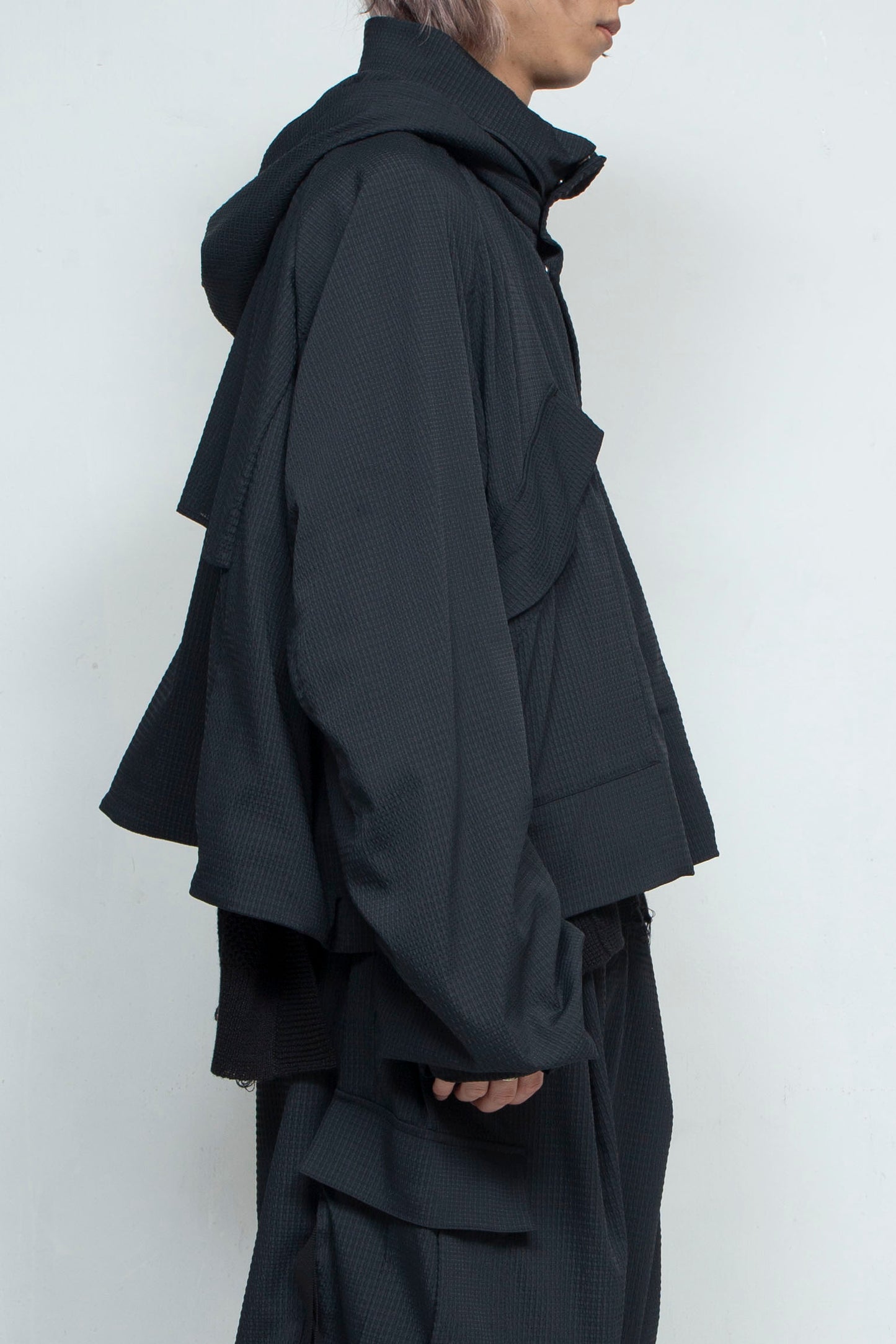 LB25SS-BL03-DTA | 'TORAY' Dot Air®︎ クロップドフードブルゾン | BLACK