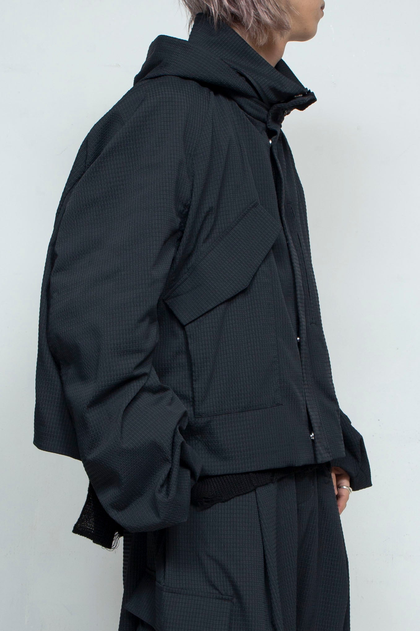 LB25SS-BL03-DTA | 'TORAY' Dot Air®︎ クロップドフードブルゾン | BLACK