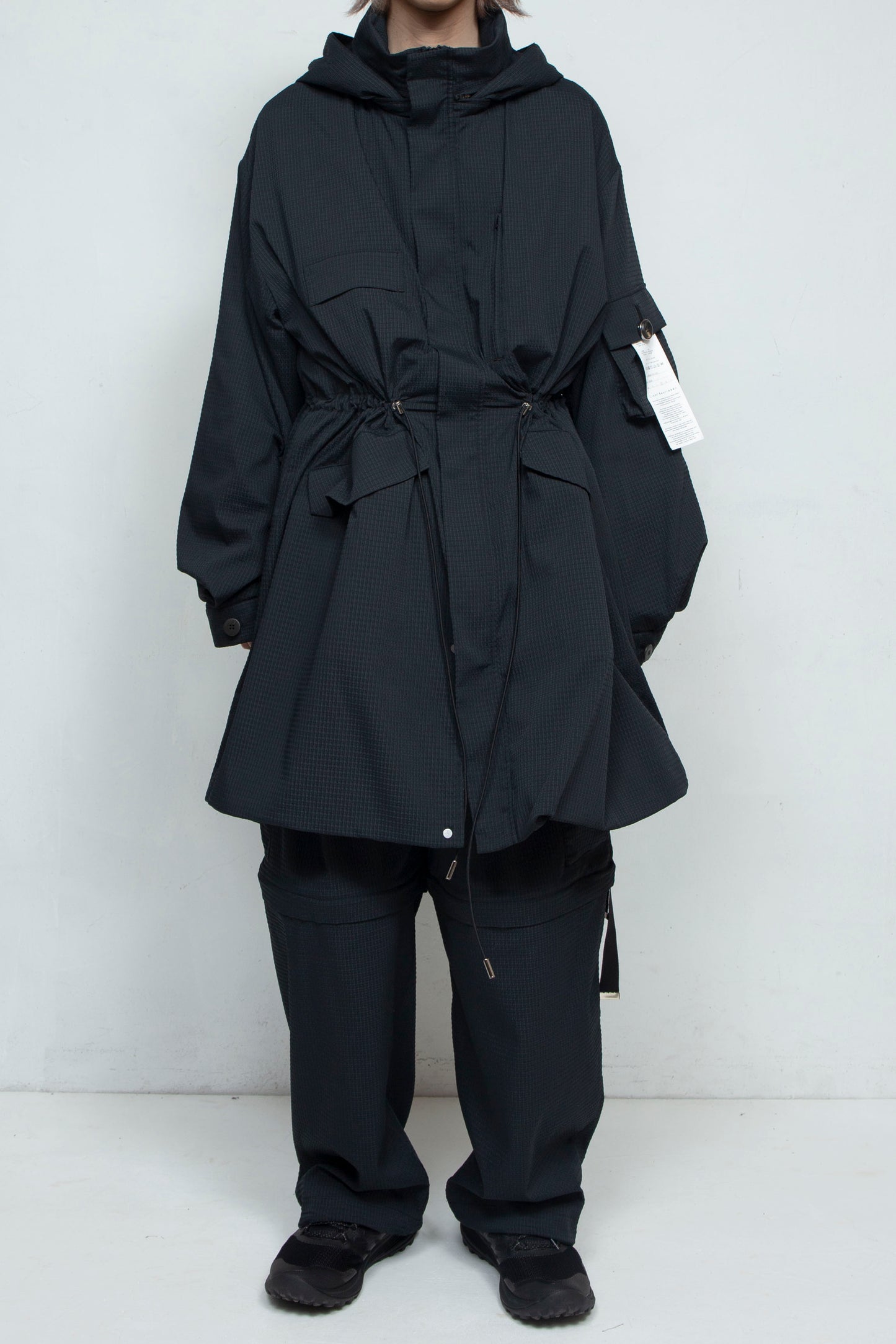 LB25SS-FC01-DTA | 'TORAY' Dot Air®︎ フィッシュテールスプリングコート | BLACK