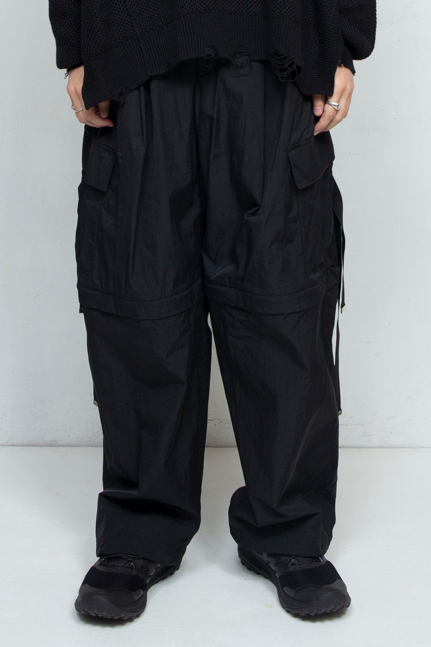 *Limited Fabric* LB25SS-PT05-HCVN | VINTAGE NYLON DETACHABLE CARGO PANTS | BLACK