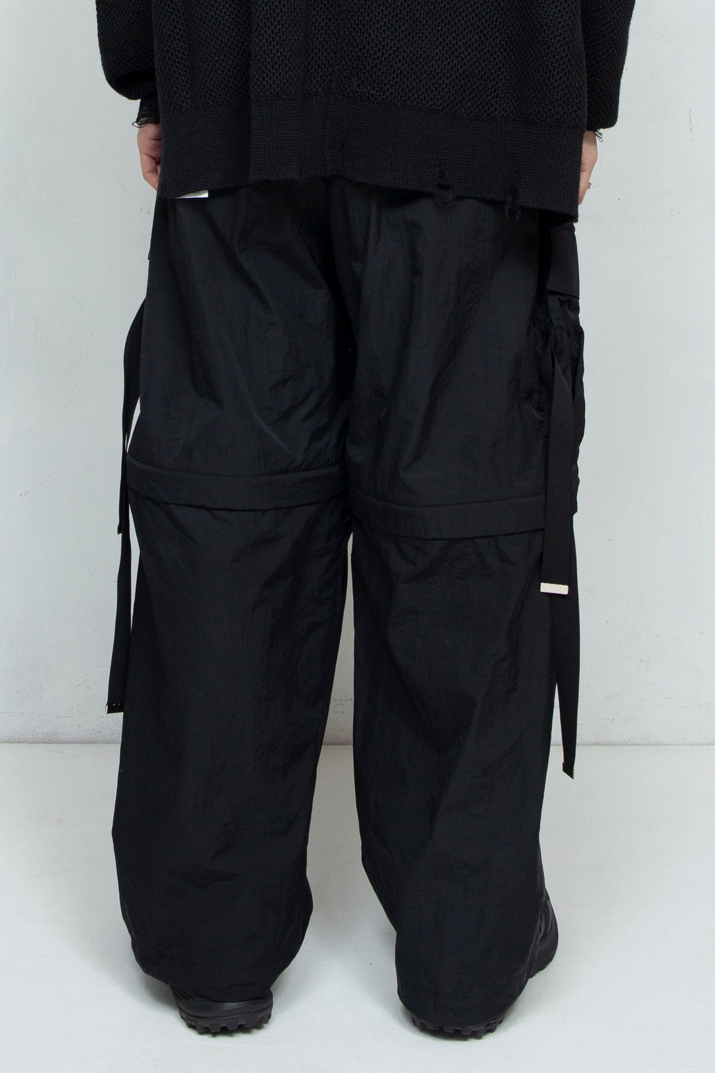 *Limited Fabric* LB25SS-PT05-HCVN | VINTAGE NYLON DETACHABLE CARGO PANTS | BLACK