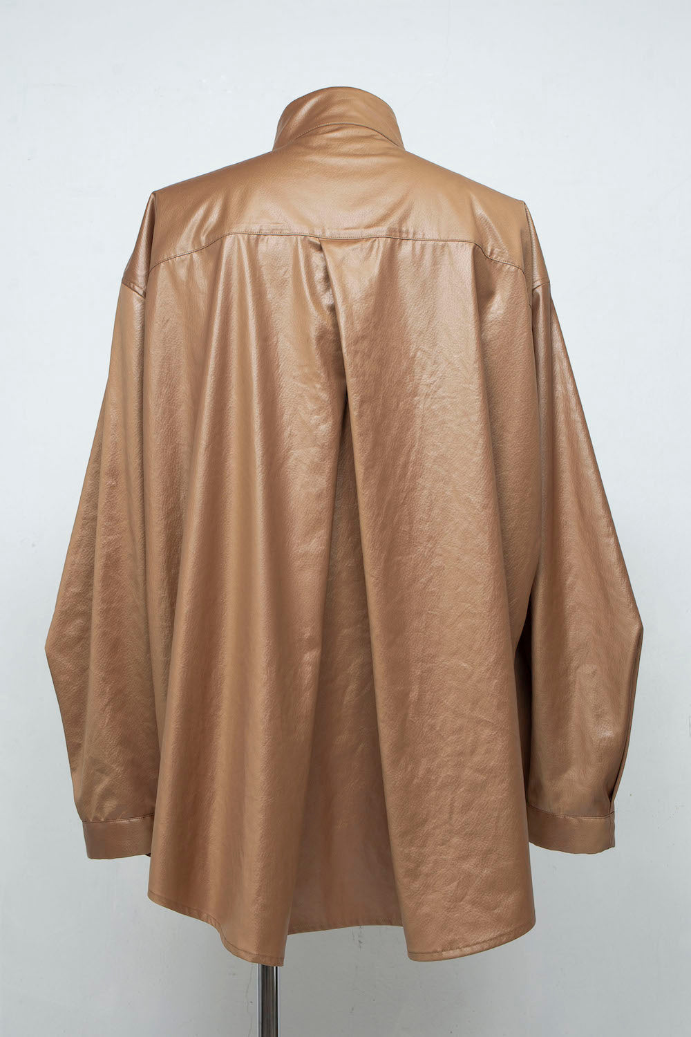 <LAST 1点>
LB25SS-SH07-FFL| FAKE-FAKE LEATHER Ⅱ M-65モチーフシャツジャケット | BROWN
