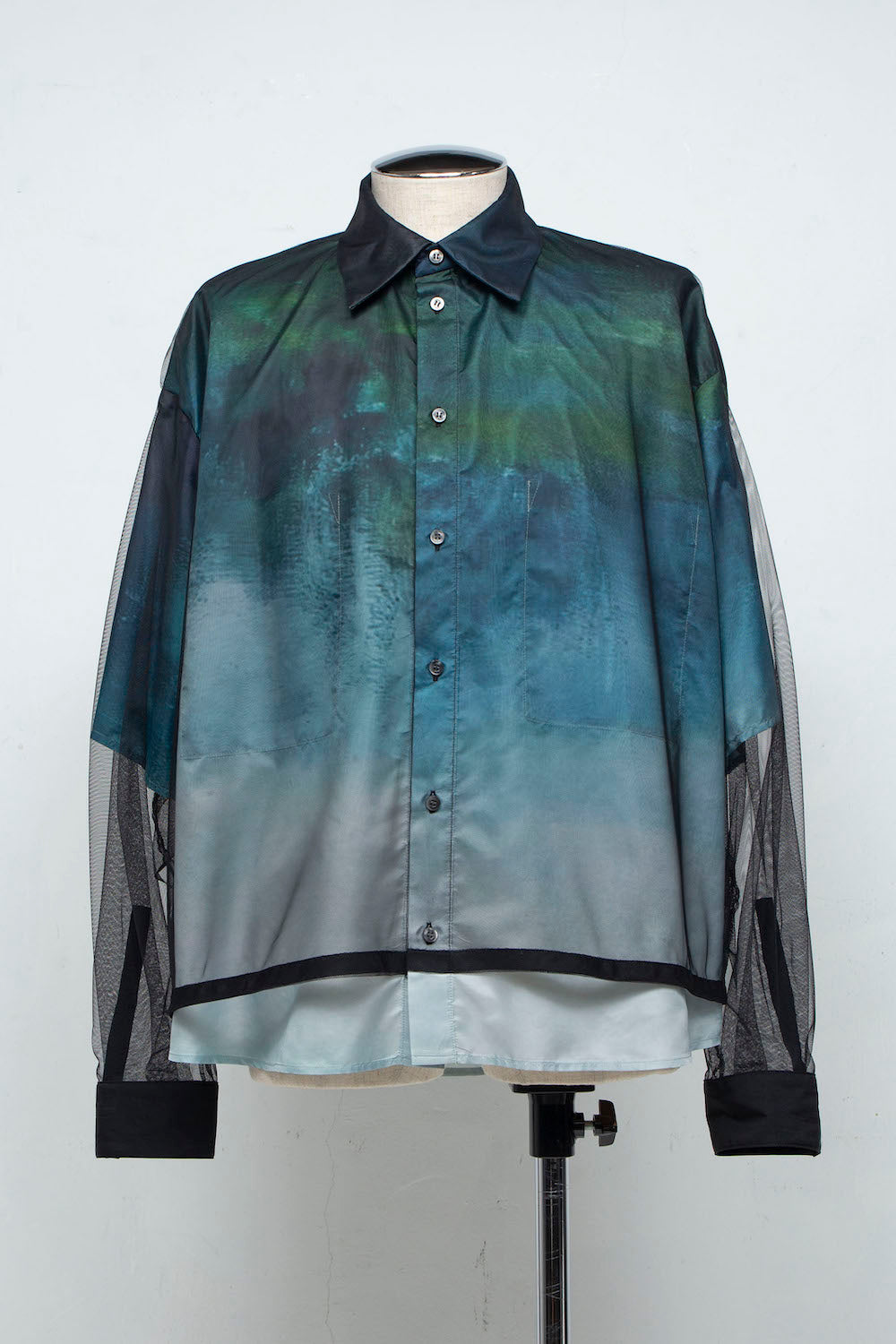 LB25SS-SH08-RCT-LSC | Original graphic 3D layered blouse | COLD LANDSCAPE