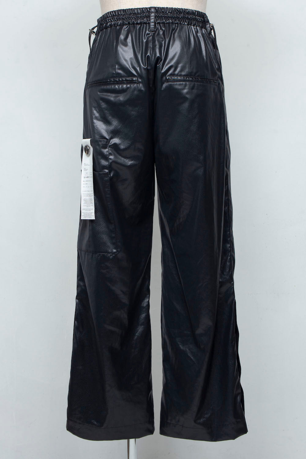 <LAST 1点> LB25SS-PT07-FFL | FAKE-FAKE LEATHER Ⅱ アシンメトリーディテールペイントトラウザー | BLACK
