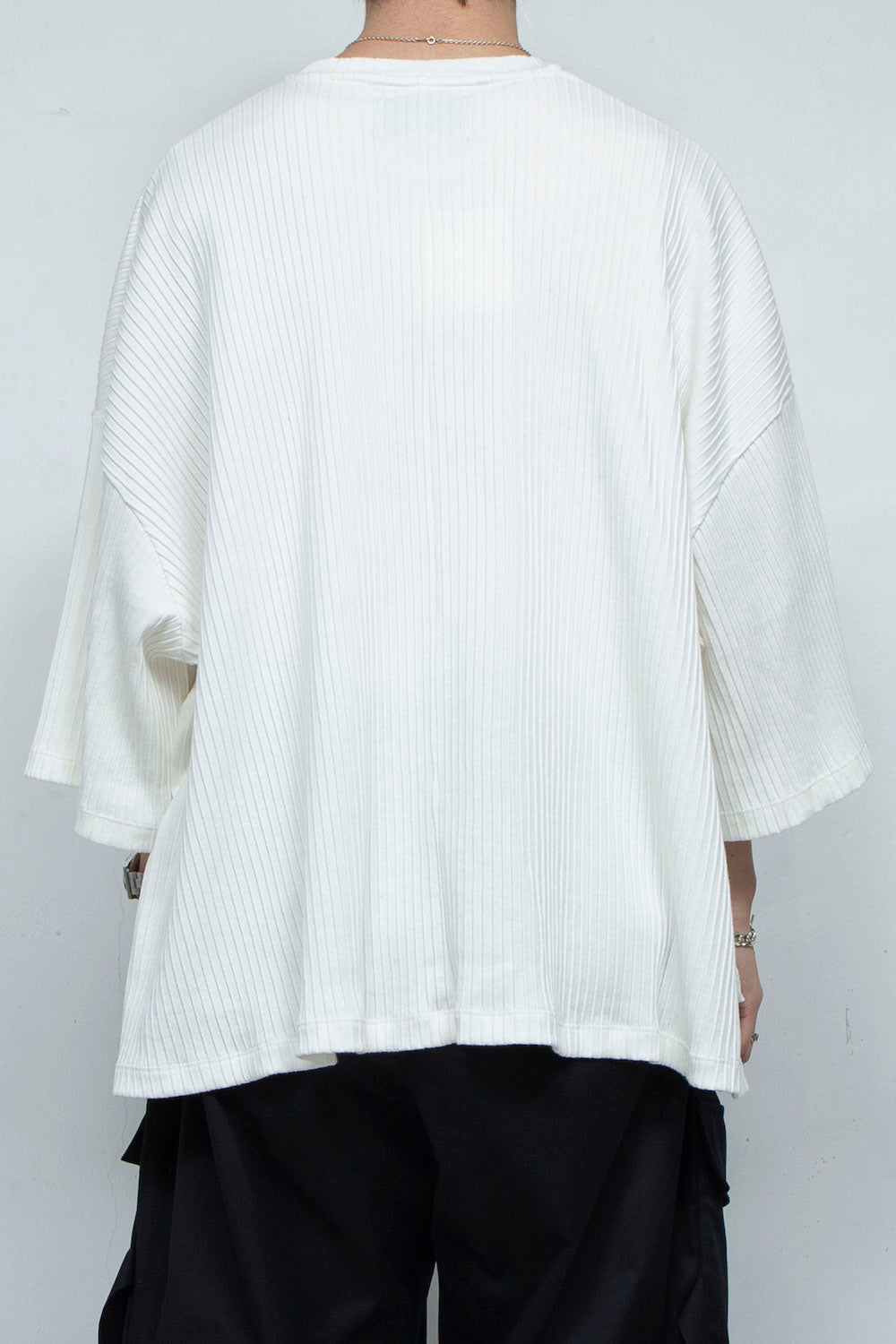 LB24SS-TE09-CPR-PL | 褶皱罗纹针织侧开衩 T 恤 | OFF WHITE