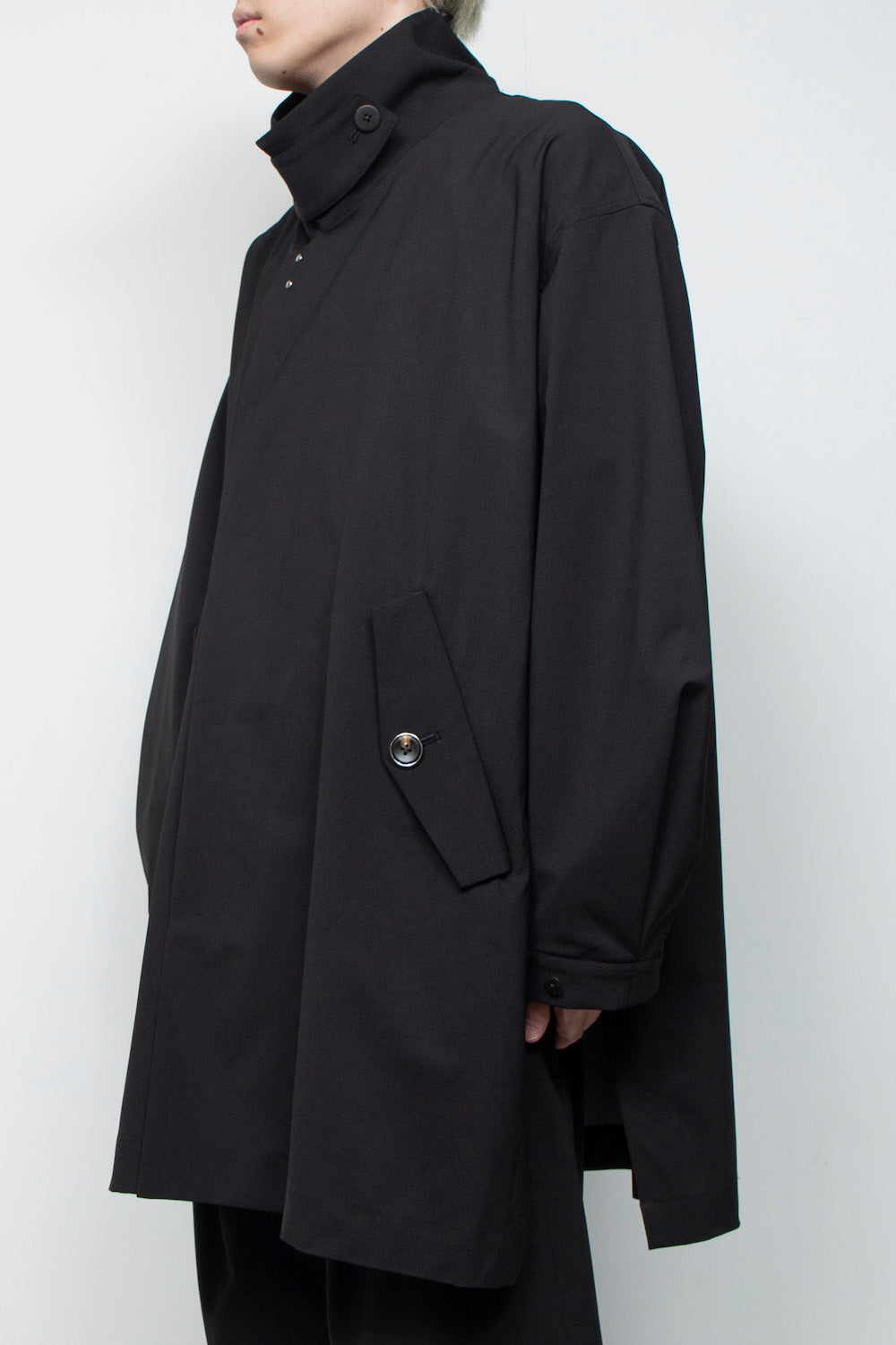 LB25AW-SHCO01-BDS | 3レイヤーボンディングスーツステンカラーライトコート | BLACK