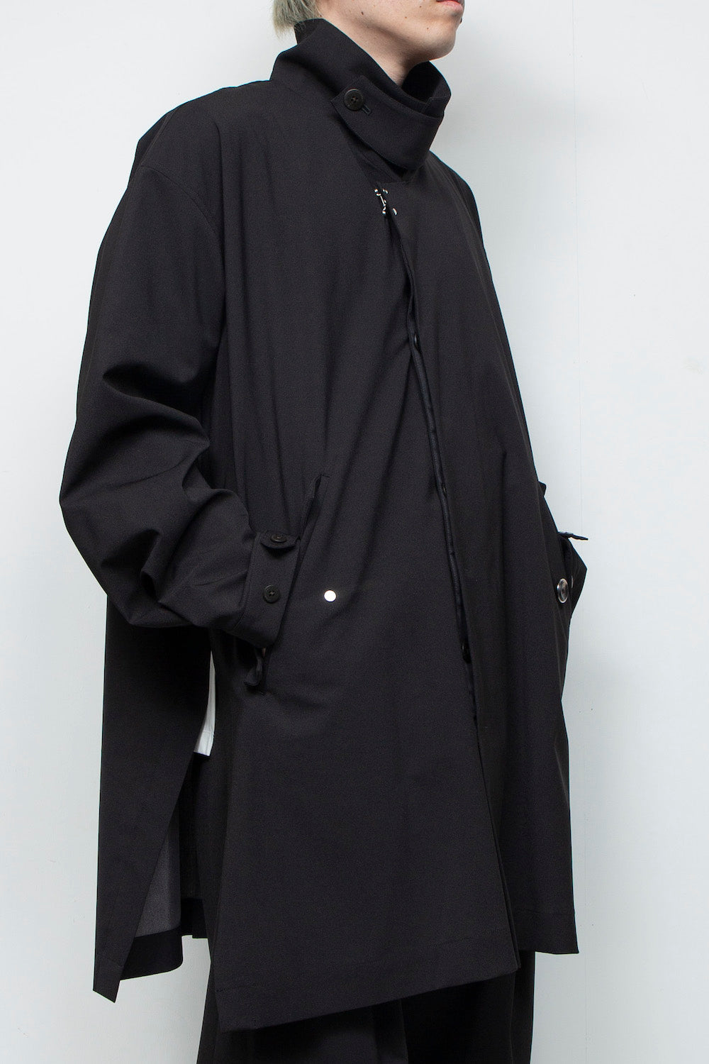 LB25AW-SHCO01-BDS | 3レイヤーボンディングスーツステンカラーライトコート | BLACK