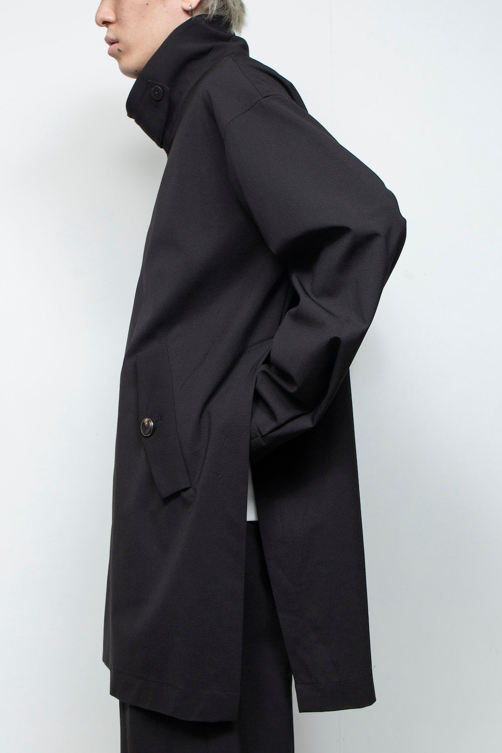 LB25AW-SHCO01-BDS | 3レイヤーボンディングスーツステンカラーライトコート | BLACK