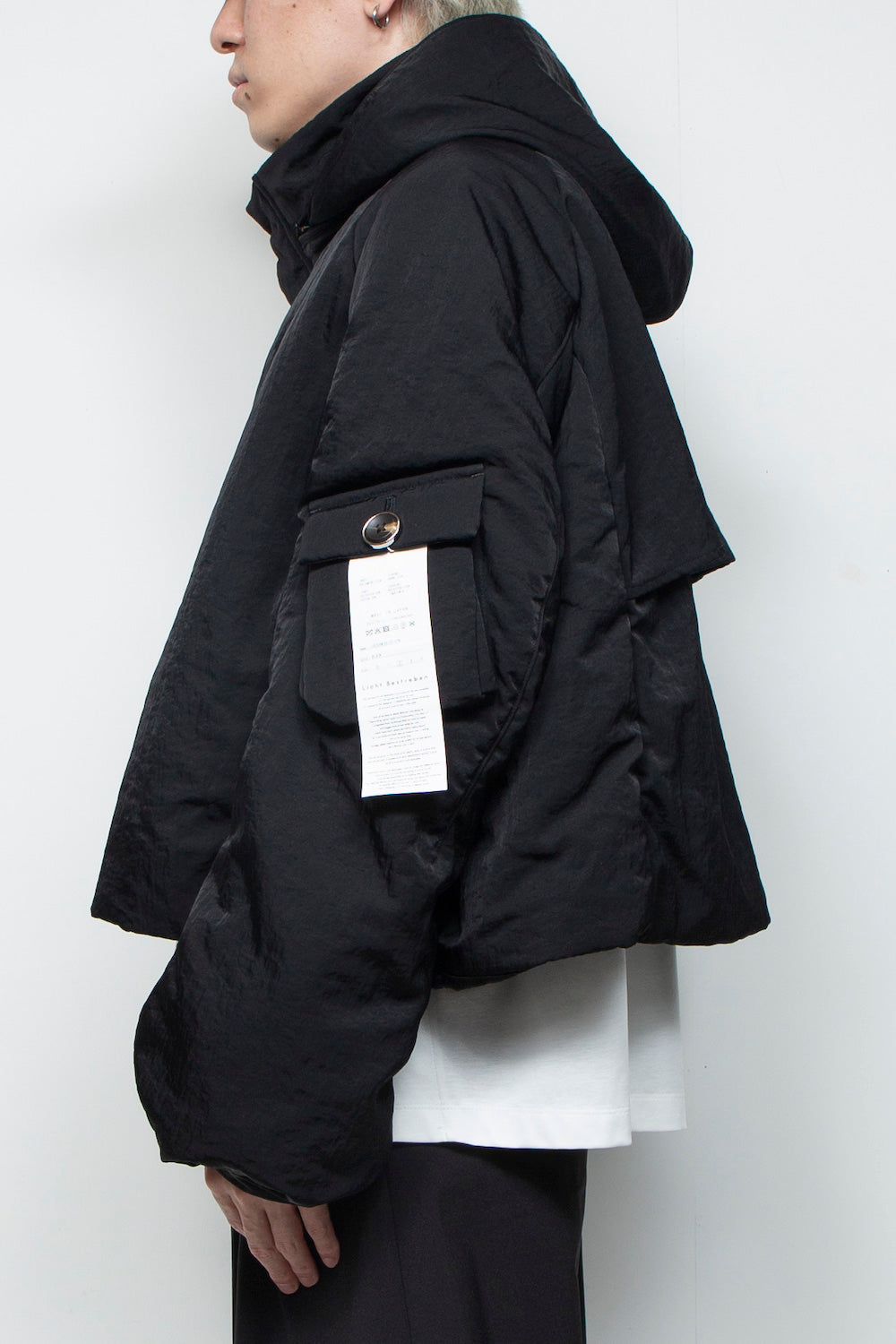 <LAST 1点> LB25AW-BL03-VTN | QUOISM®️パッティングショートフードブルゾン | BLACK