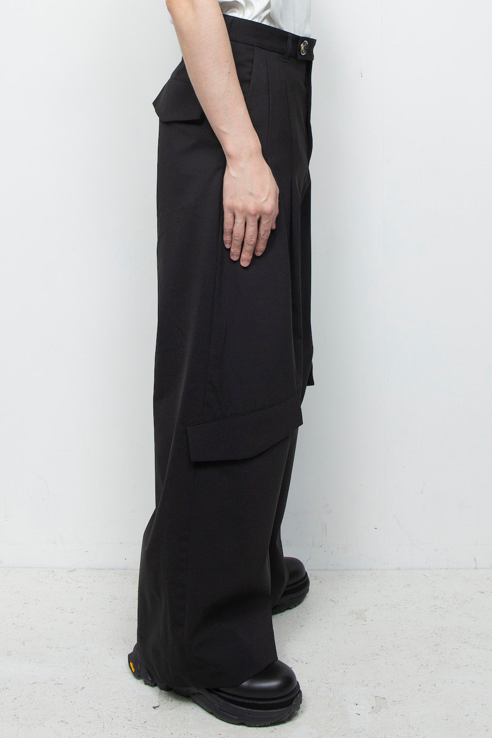 <LAST 1点> LB25AW-PT09-BDS | 3レイヤーボンディングスーツシンフラップバギートラウザー | BLACK