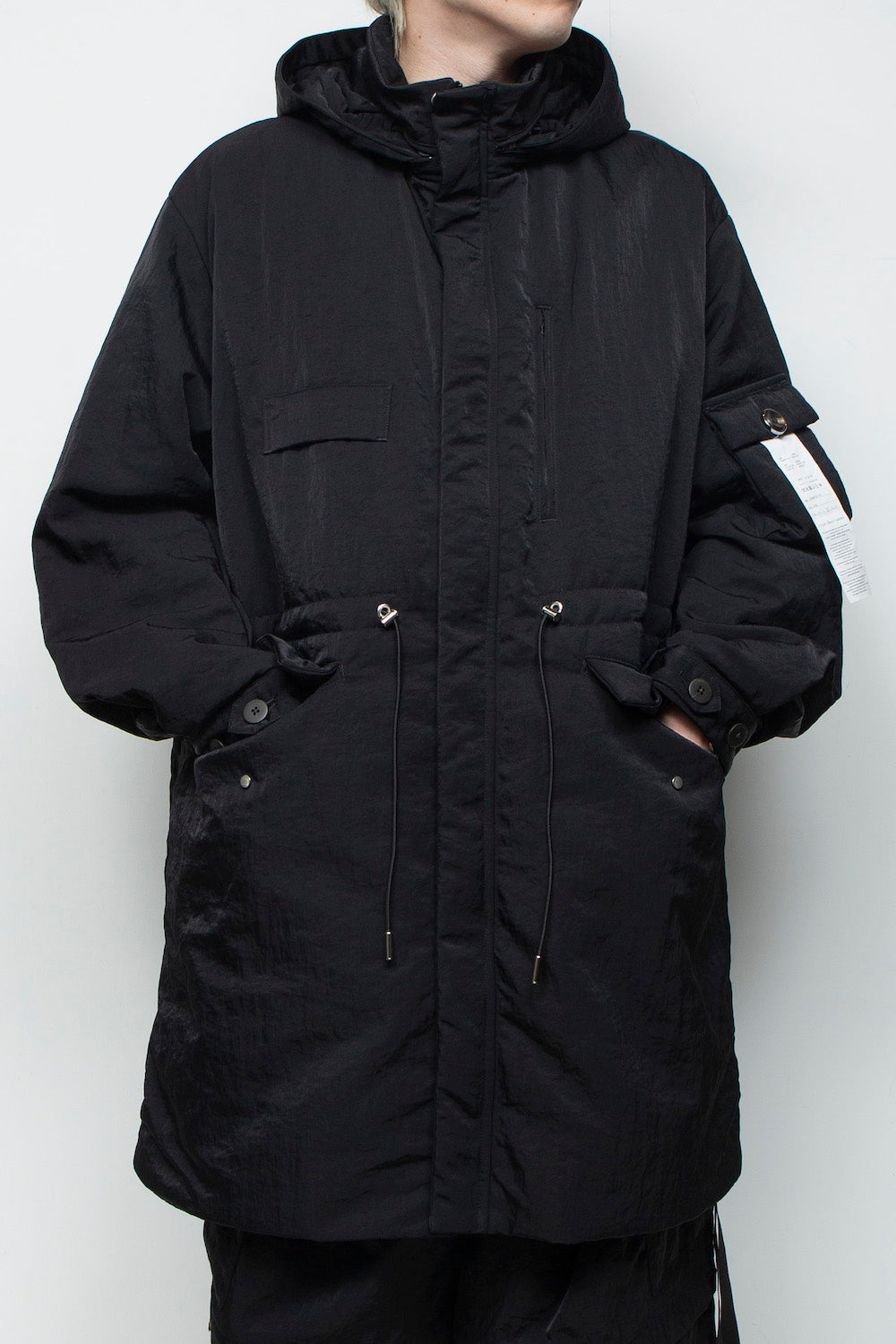 <LAST 1点> LB25AW-FC01-VTN | QUOISM®️パッティングフィッシュテールコート | BLACK