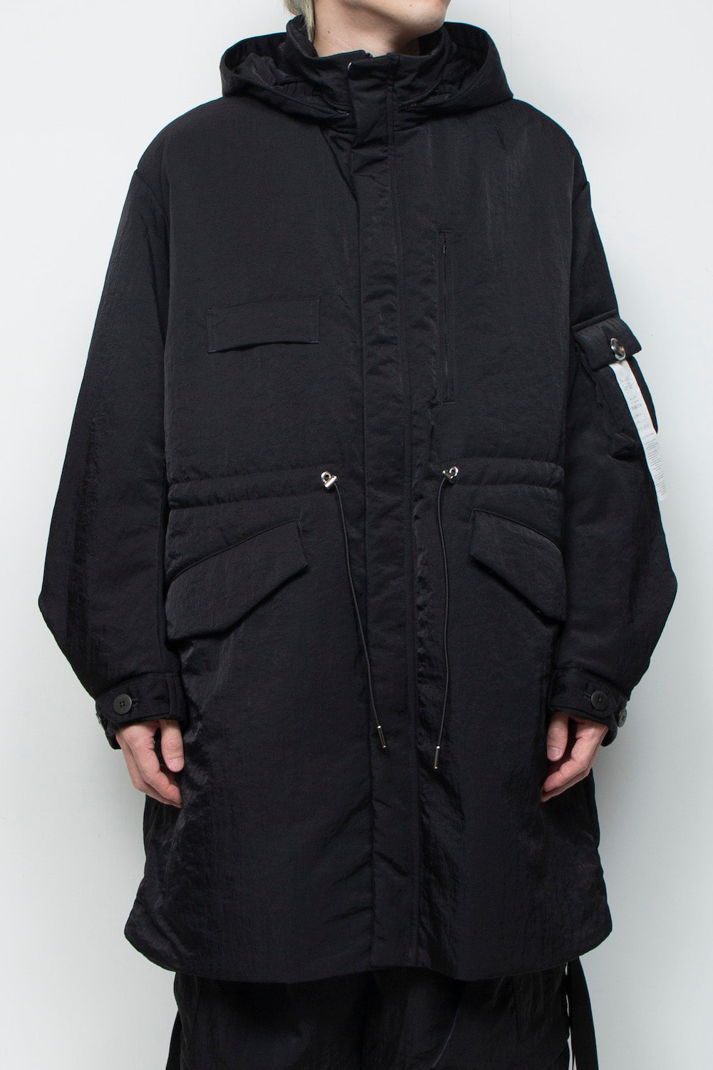 <LAST 1点> LB25AW-FC01-VTN | QUOISM®️パッティングフィッシュテールコート | BLACK