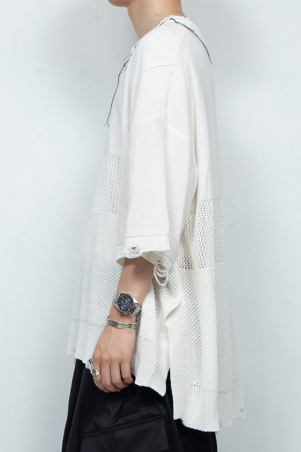 <再入荷>*限定* LBLM-KNTE02 | クラッシュドハンドステッチニットTシャツ | OFF WHITE
