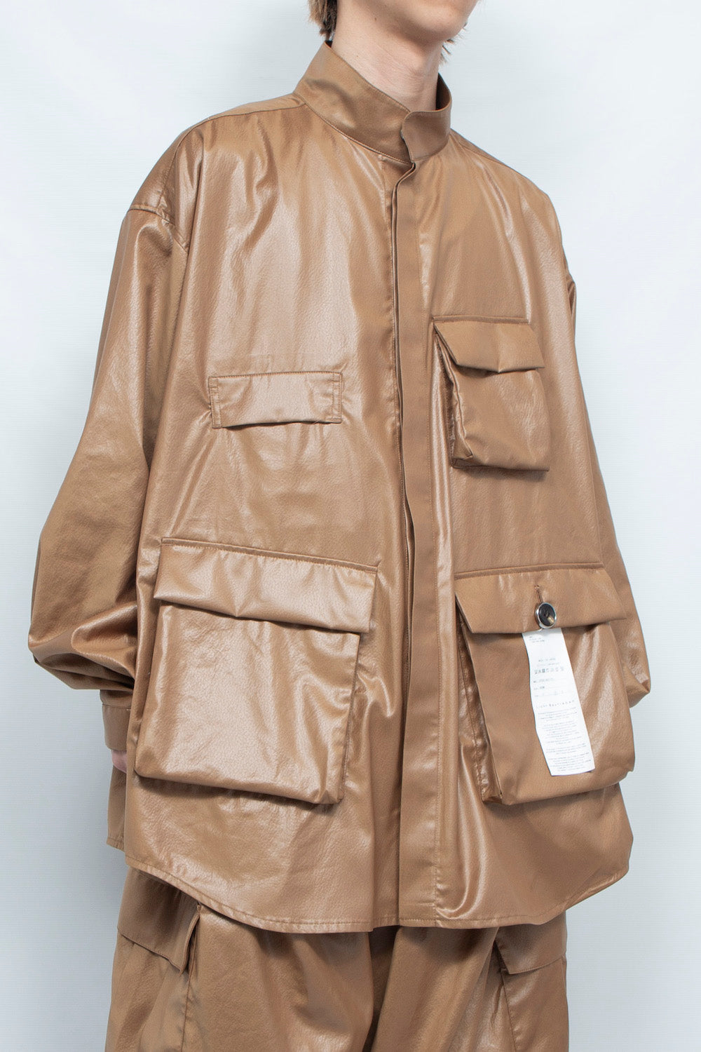 <LAST 1点>
LB25SS-SH07-FFL| FAKE-FAKE LEATHER Ⅱ M-65モチーフシャツジャケット | BROWN